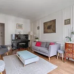 Beautiful Apartment 6P In The Heart Of Paris